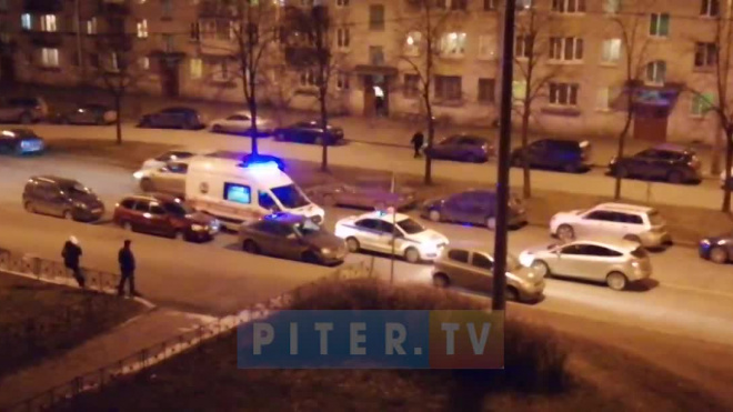 Пешеход попал под колеса машины на улице Нахимова