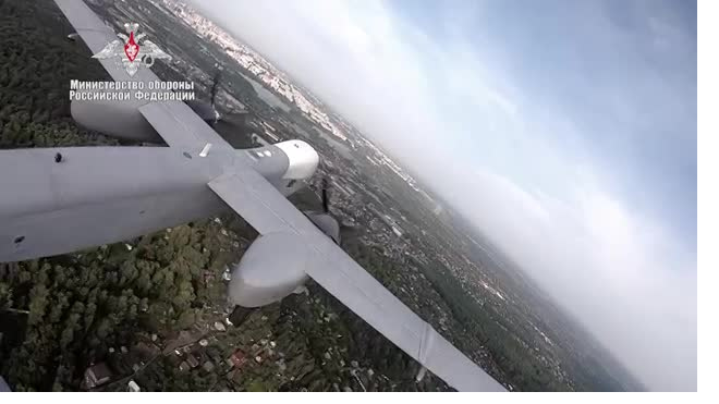 Опубликовано видео первого полета 6-тонного беспилотника "Альтиус-У"