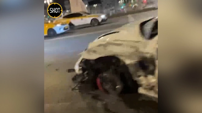 Блогер Некоглай на Porsche попал в смертельную аварию в центре Москвы