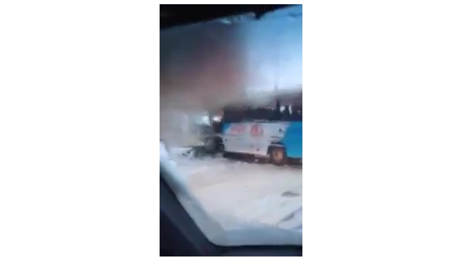 В Таганроге водитель маршрутки с пассажирами врезался в дерево (видео+фото)