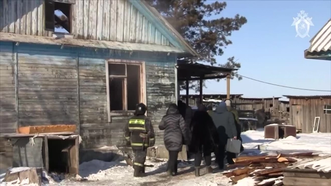 В Приамурье при пожаре в частном доме погибли двое детей