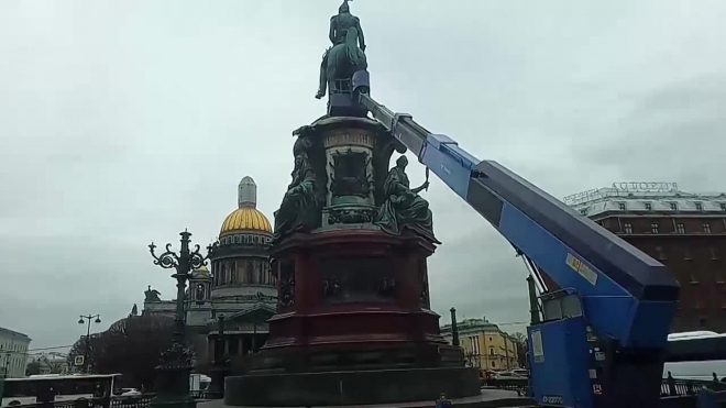 В Петербурге готовят памятник Николаю I к реставрации 