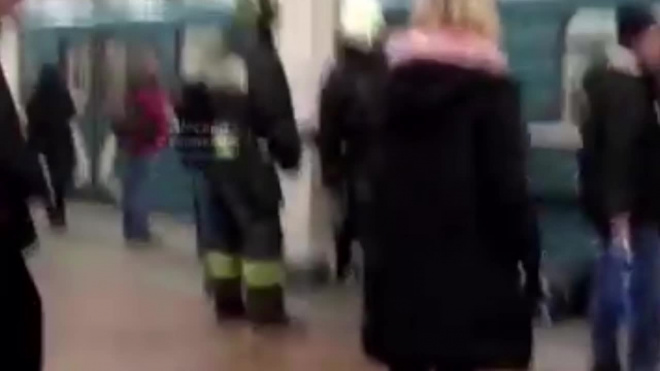 В Москве на станции "Коломенской" погиб мужчина, упавший с платформы