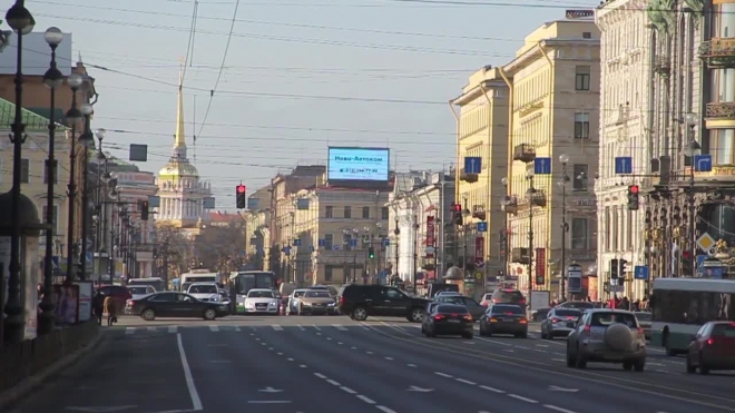 Автомобилистам могут запретить передвижение по Невскому проспекту