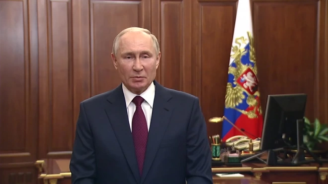 Путин поздравил следователей с профессиональным праздником