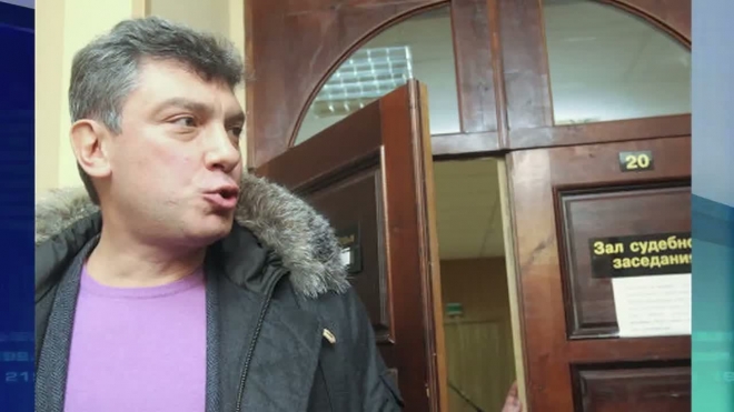 Немцов обещает засудить Lifenews за оскорбление своей девушки