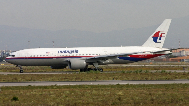 Крушение малазийского Боинга-777: диспетчеры на Украине существенно снизили высоту полета лайнера