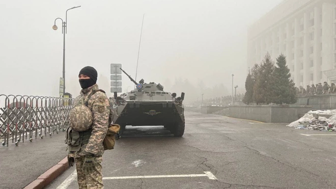 В Алма-Ате произошли столкновения митингующих и полиции