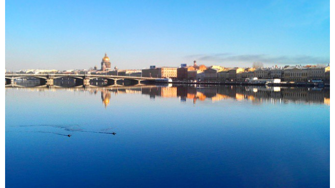В Петербург пришла весна: вторник порадует теплом и солнцем