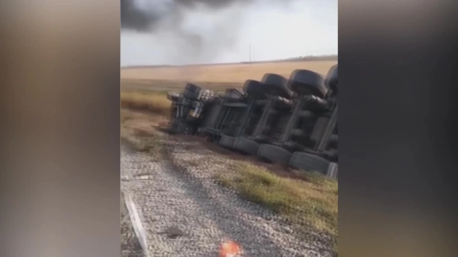 В ДТП с грузовиком в Ростовской области погибли четыре человека