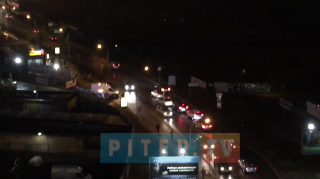 Видео: в Кудрово на одном участке произошло сразу два ДТП