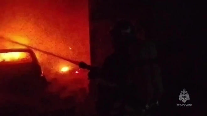 На востоке Москвы потушили пожар на складе