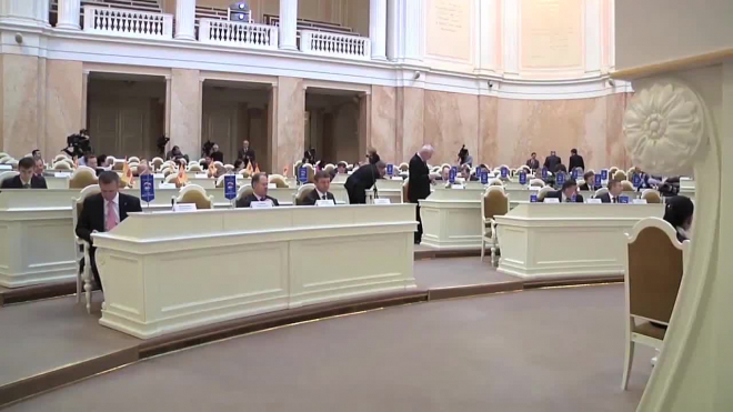 Полтавченко представил депутатам проект бюджета-2018 с подросшими доходами