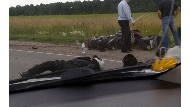 Два байкера столкнулись в смертельном ДТП в Ленобласти 