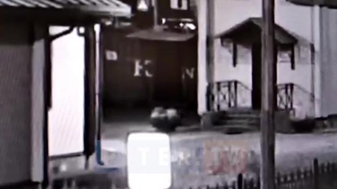 Похититель драгоценностей из храма в Славянке попал на видео