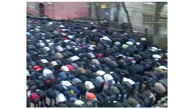 Курбан-байрам в Москве отпраздновали более 170 тысяч мусульман