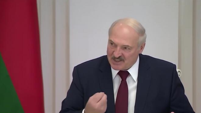 Лукашенко рассказал, кто финансирует "ядро" бастующих на заводах