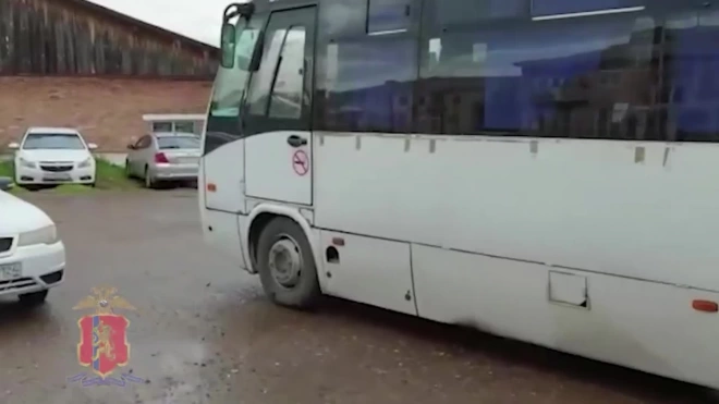 Уголовное дело возбудили после нападения мужчины с ножом в автобусе в Красноярском крае