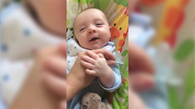 Видео с первым словом 2-месячного ребенка набрало 3 млн просмотров