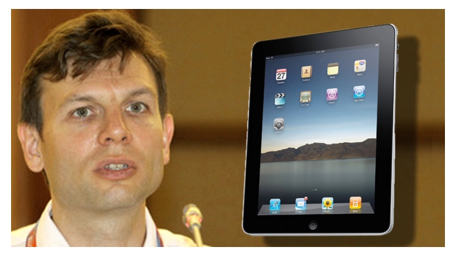 Вице-президента фонда "Сколково" избили и отобрали у него iPad