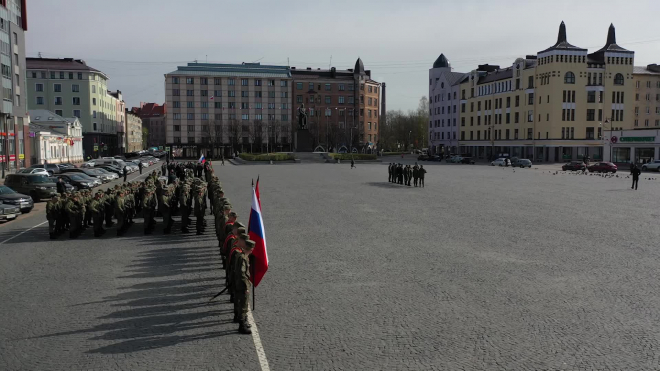 Видео: в Выборге прошла репетиция парада ко Дню Победы