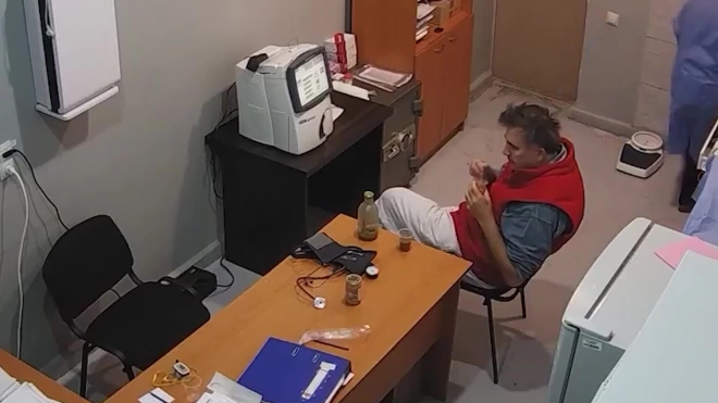 Появилось видео, как Саакашвили принимает пищу во время голодовки 