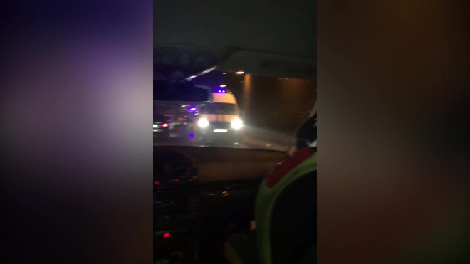 На Канонерском острове такси "Везет" не повезло": оно попало в ДТП