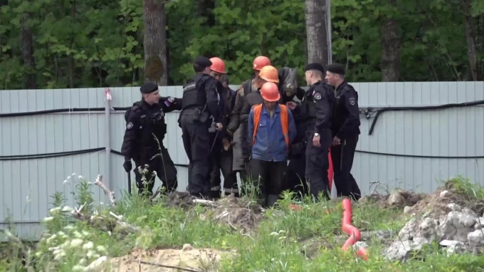Полиция проверила сразу несколько строек на территории Ленинградской области