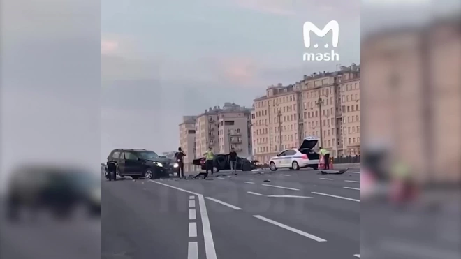 В ДТП на Большом Каменном мосту в Москве погибли два человека