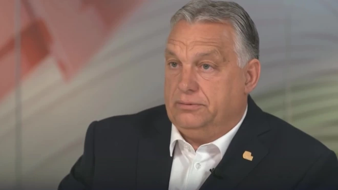 Орбан заявил, что борется против миграционных квот "руками и зубами"