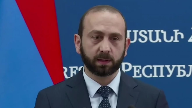 Мирзоян: в Армении не существует политического кризиса