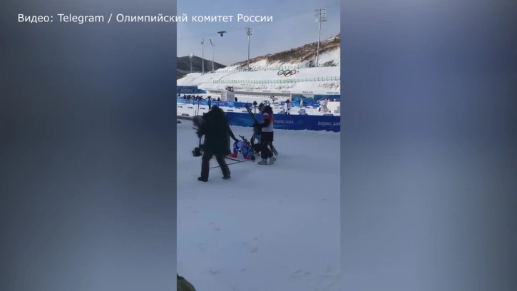 Сборная России по биатлону завоевала бронзу в эстафете на Олимпиаде-2022