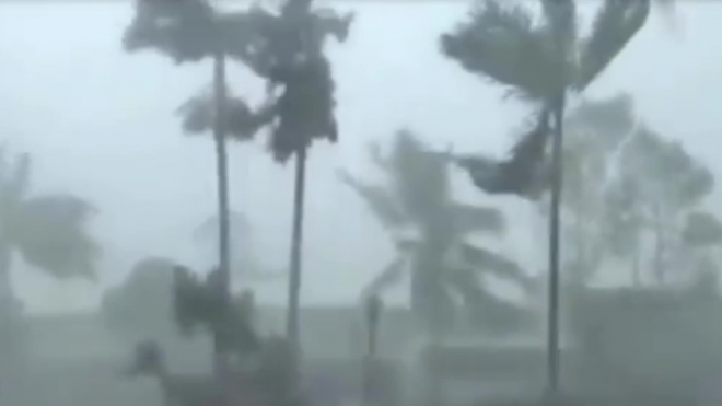 В интернете появились первые кадры разрушительного урагана "Ирма"