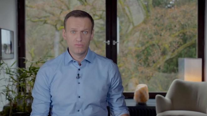 Депутаты Петербурга попросили главу ФСБ начать расследование об отравлении Навального