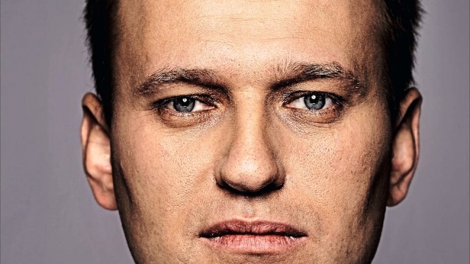 Навальный получил 5 лет колонии, его увели в наручниках