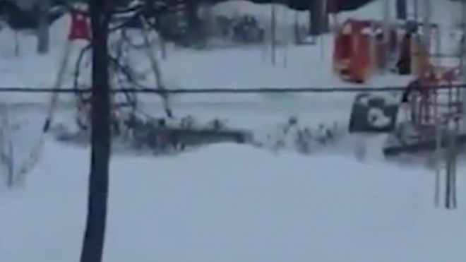 В Подмосковье на детской площадке ребенок угодил в лапы снегоуборочной машины