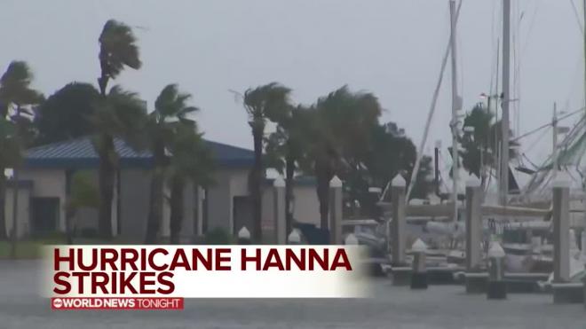 Трамп объявил режим ЧС в Техасе из-за урагана "Ханна"