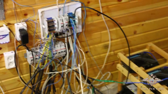 В Ленобласти нашли подпольные криптофермы, незаконно подключенные к электросети