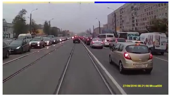 Страшное столкновение пяти автомобилей под Володарским мостом попало на видео