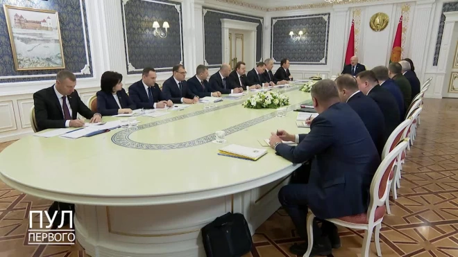 Лукашенко назвал экономические вопросы главной темой переговоров с Путиным 19 декабря
