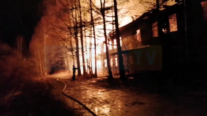 В Ульяновке загорелось деревянное здание больницы