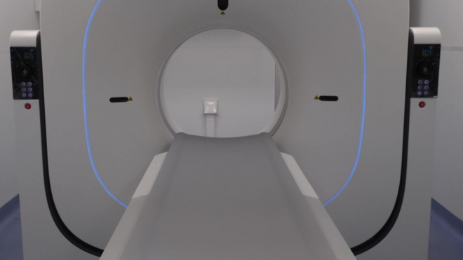 В Петербурге представили мобильный томограф, быстро диагностирующий COVID-19