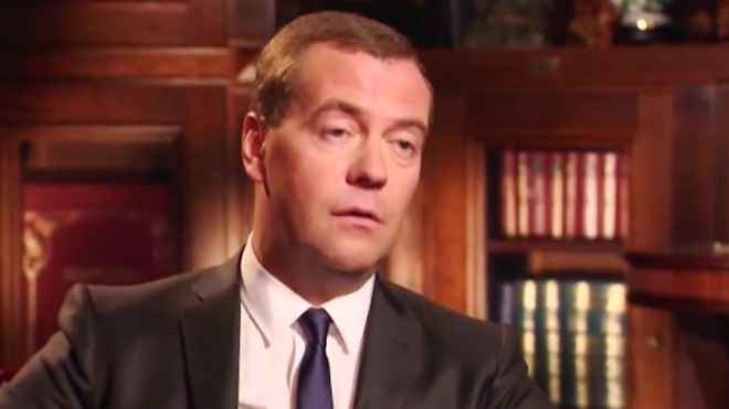 Стало известно, какая зарплата у Медведева в Совбезе