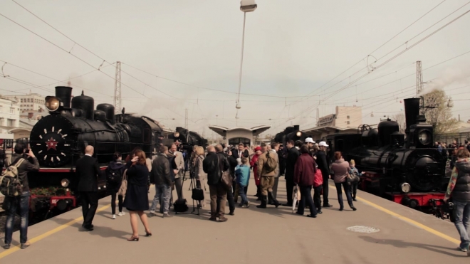 На Финляндском вокзале прошел "Парад паровозов", посвященный 70-летию Победы