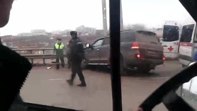 Появилось видео ДТП с Land Cruiser на мосту в Белгороде