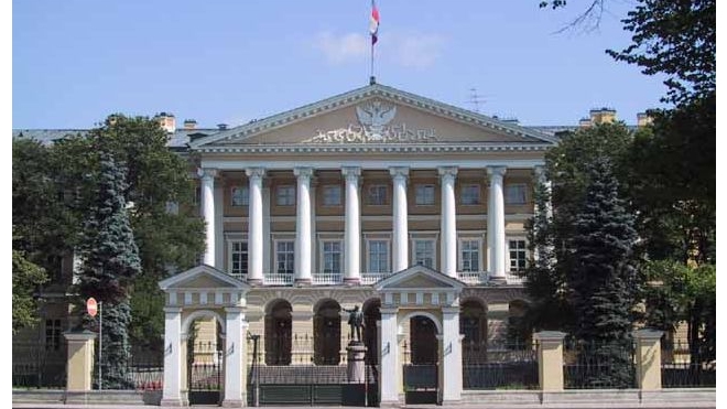 В России вступает в силу закон о выборах губернаторов