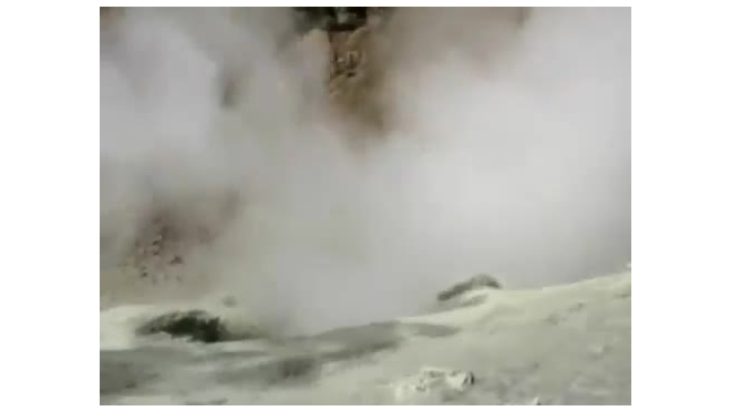 Видео: извержение вулкана Плоский Толбачник на Камчатке