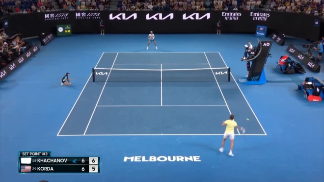 Хачанов вышел в полуфинал Australian Open после отказа Корды
