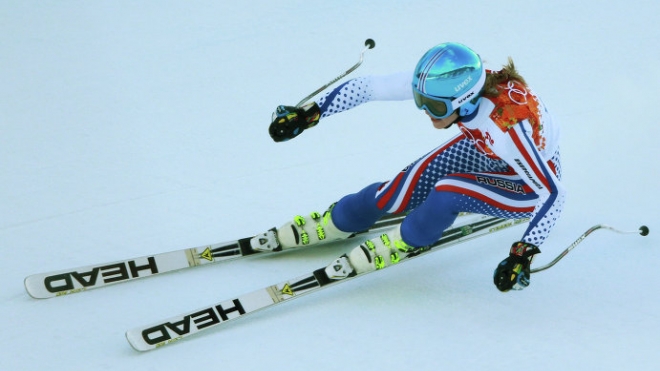 Американка Джулия Манкуcо лидирует в суперкомбинации на Олимпиаде 2014. Россиянка - 19-я.