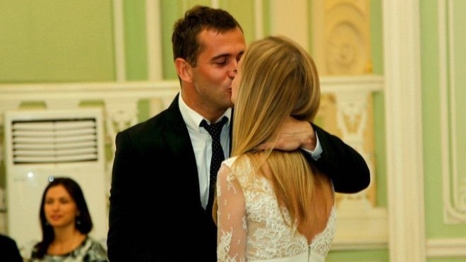 Александр Кержаков женился на Милане Тюльпановой, тренера "Зенита" Андре Виллаш-Боаша на свадьбе не было